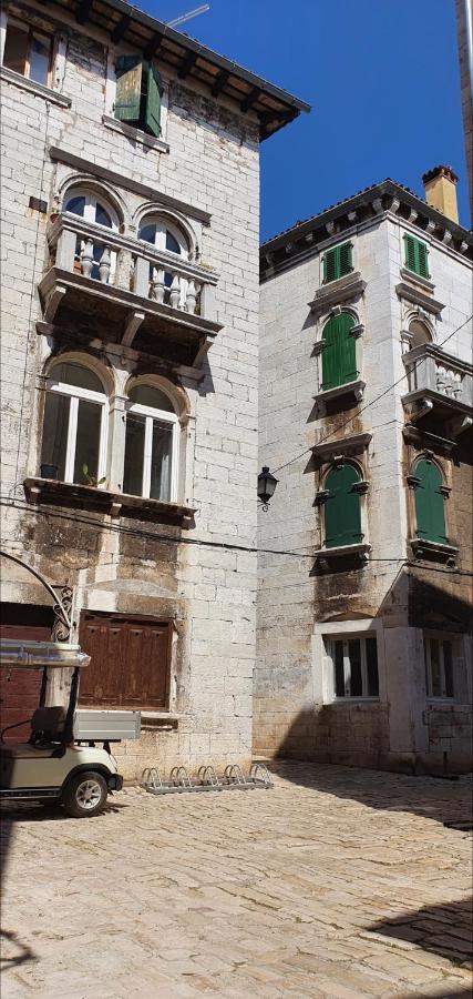 B&B Palace Basilico 1580. โรวีน ภายนอก รูปภาพ